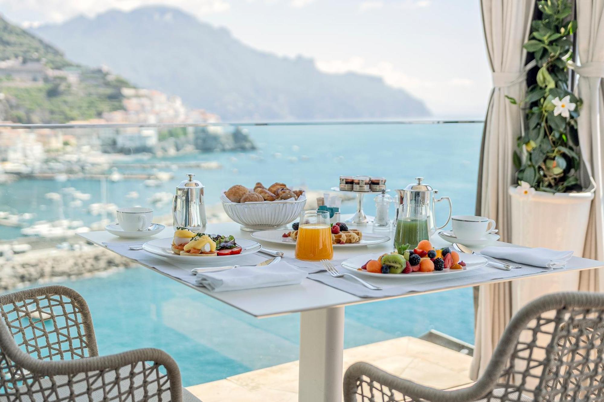 Hotel Miramalfi Luaran gambar
